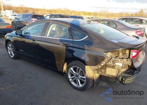 2016 Ford Fusion Hybrid Se z USA, uszkodzony, nr VIN 3FA6P0LU8GR387983